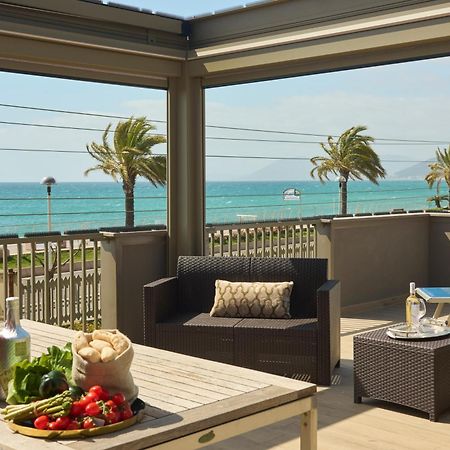 Apartamento Terrazza Sul Mare A Pietra Ligure Exterior foto